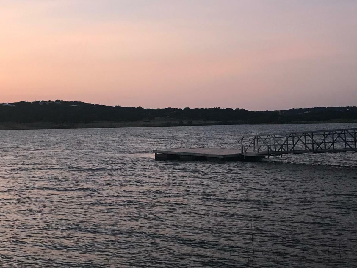 Paradise At Canyon Lake Kültér fotó